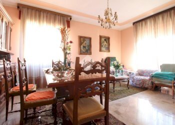 Independent house Viale Radici In Monte, Sassuolo - photo 2