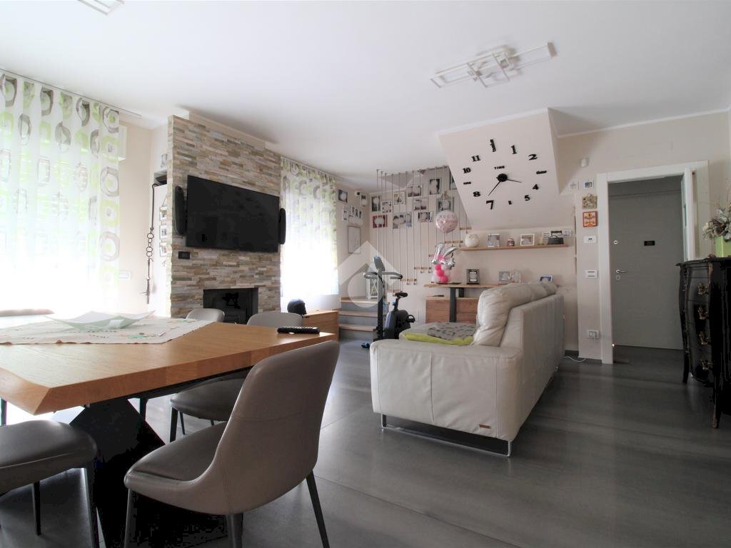 Villa Viale Radici in MOnte, Sassuolo - foto 3