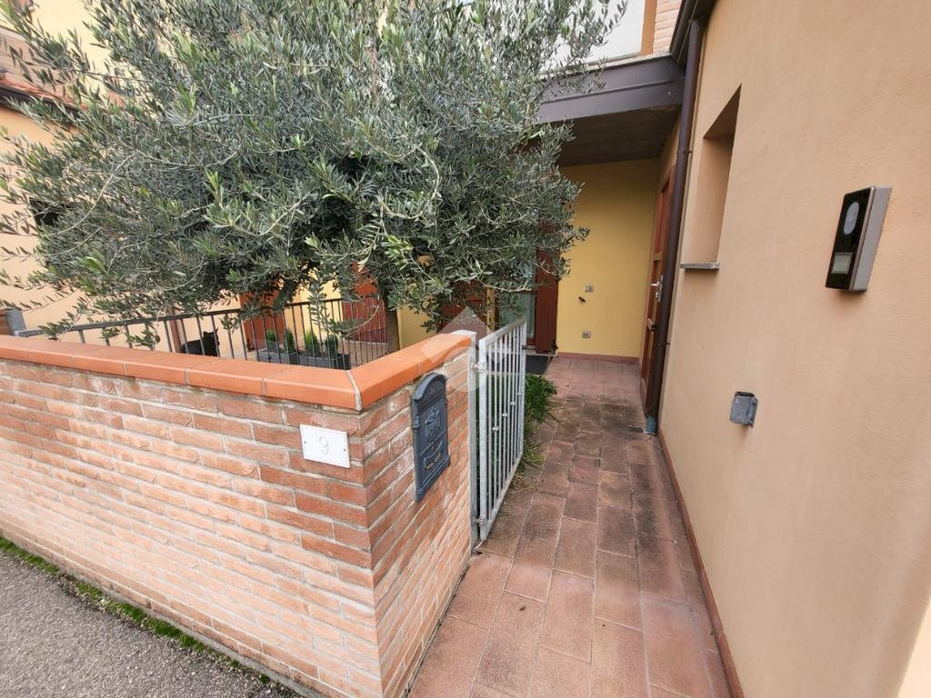 Terraced Villa Largo delle Nazioni, Russi - photo 3