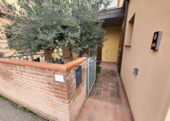 Villa a Schiera Largo delle Nazioni, Russi - foto 3