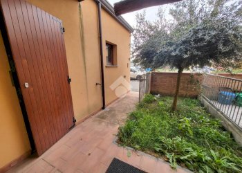 Villa a Schiera Largo delle Nazioni, Russi - foto 6