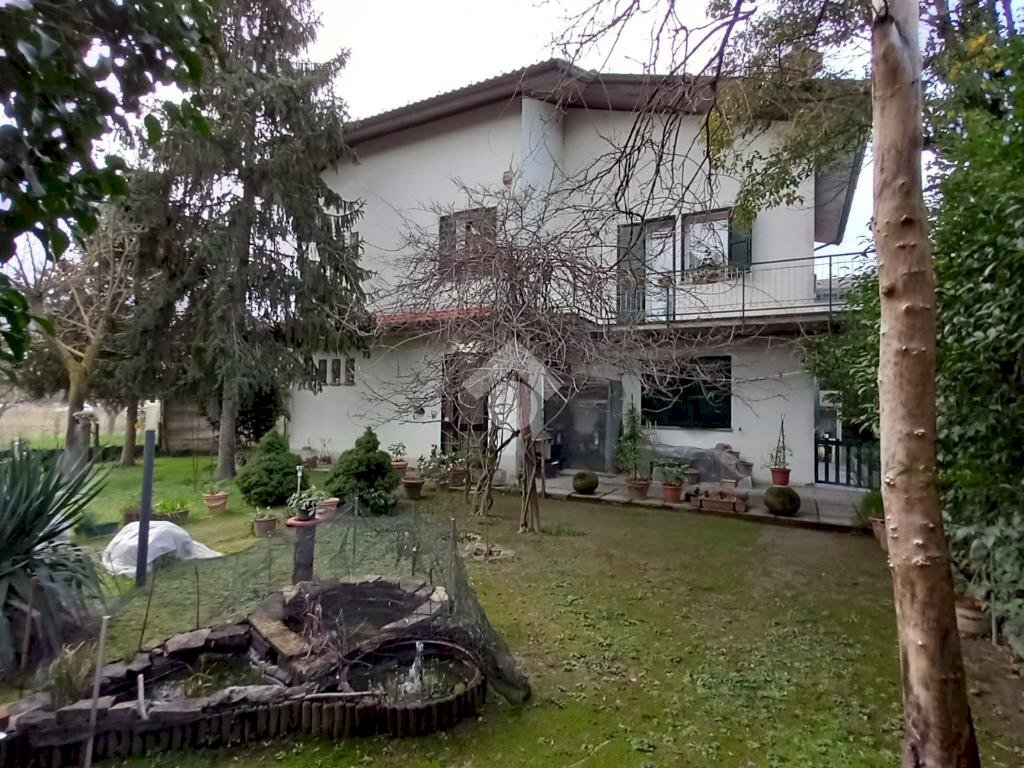 Casa indipendente Via Achille Grandi, Russi - foto 3