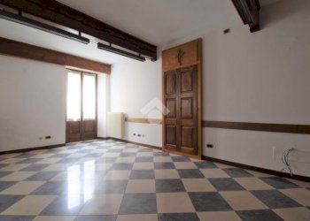 Two-room apartment Via Emilio Chanoux, Chatillon - photo 6