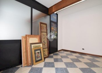 Two-room apartment Via Emilio Chanoux, Chatillon - photo 8