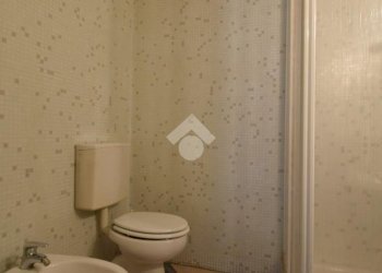 Two-room apartment Via Emilio Chanoux, Chatillon - photo 11