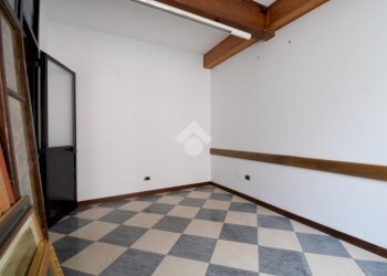 Two-room apartment Via Emilio Chanoux, Chatillon - photo 9