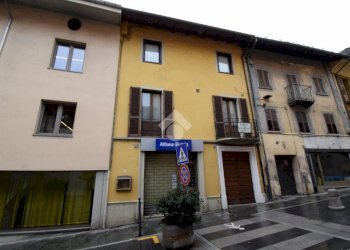 Two-room apartment Via Emilio Chanoux, Chatillon - photo 15