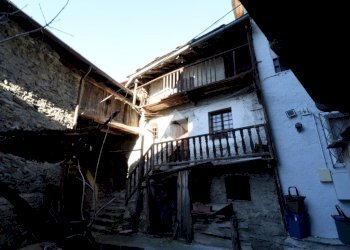 Rustico Frazione Cretadonaz, Chatillon - foto 1