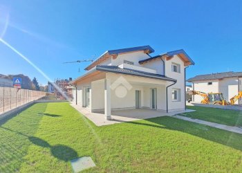 Villa Via Rita Levi Montalcini, Cassano d'Adda - photo 1