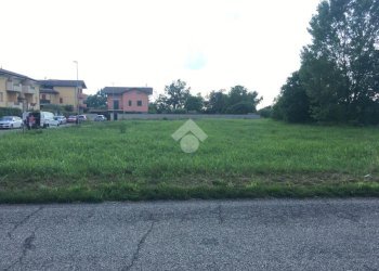 Building land via mauro macchi, Corbetta - photo 6