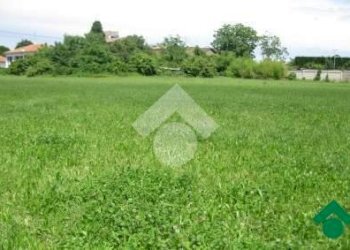 Building land via Dalla Chiesa, Corbetta - photo 4