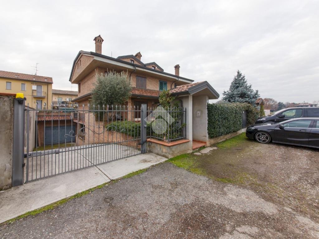 Porzione di casa Via calabria, Lainate - foto 1