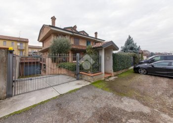 Porzione di casa Via calabria, Lainate - foto 1