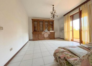 Trilocale Via Ugo la Malfa, Rho - foto 10