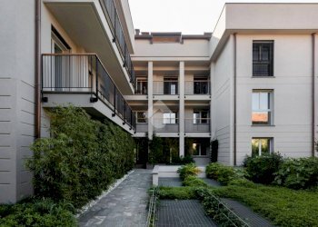 Four-room apartment Piazza Visconti, Rho - photo 1