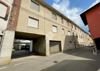 Three-room apartment Via XXIV Maggio, Arconate - photo 1