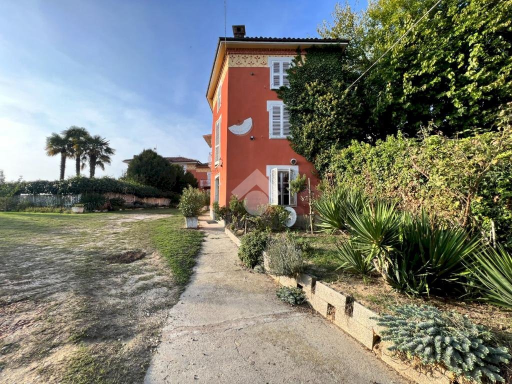 Apartment Via Roma, Cinaglio - photo 1
