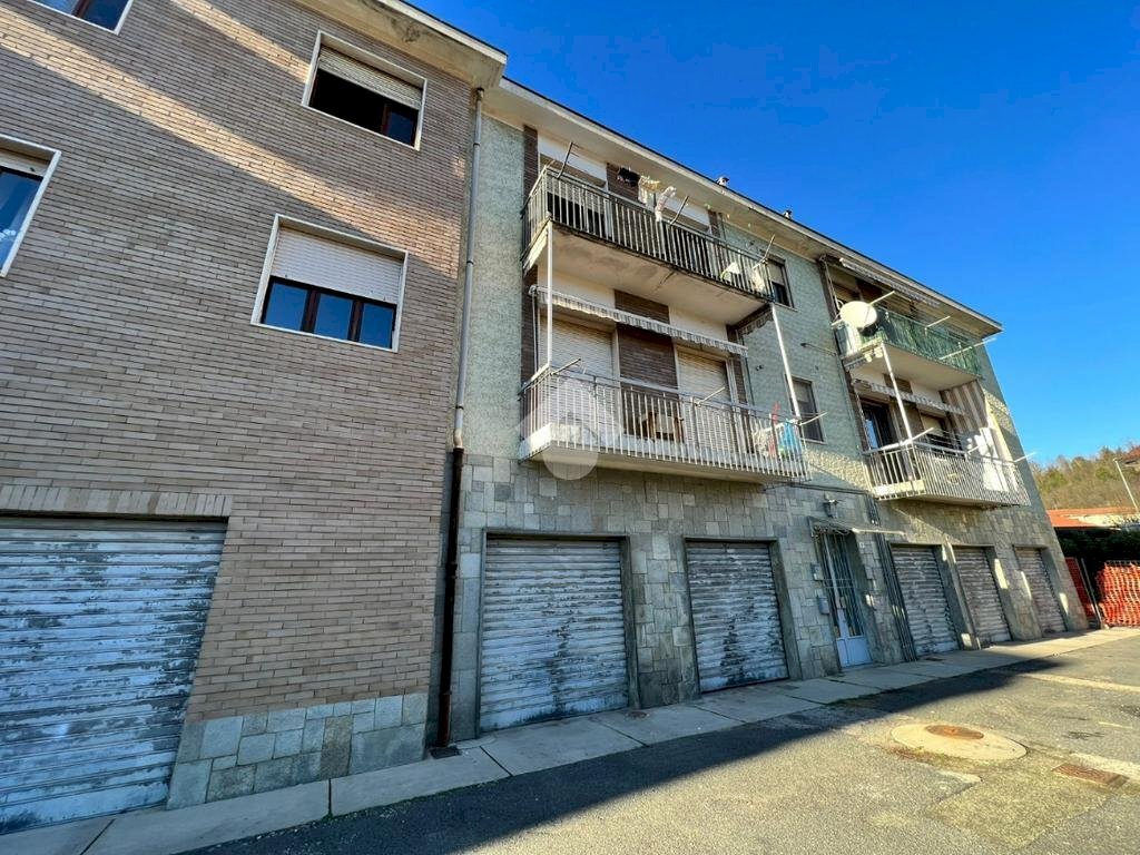 Trilocale Piazza Dante, Castelnuovo Don Bosco - foto 3