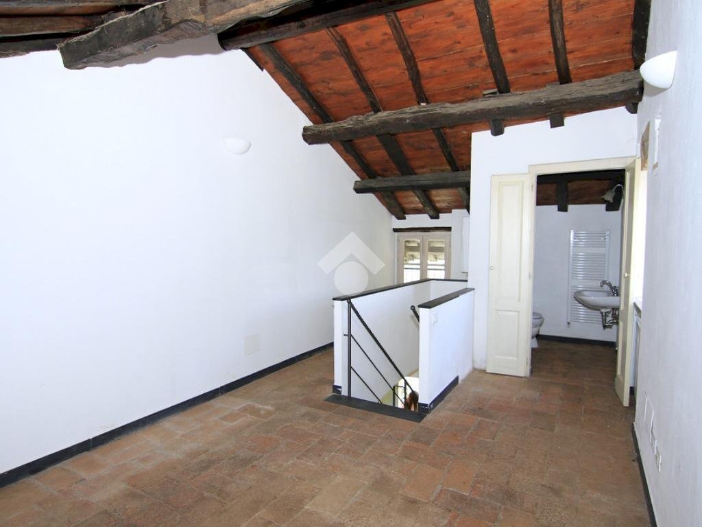 Semi-detached house Via Giuseppe Garibaldi, Gavi - photo 1