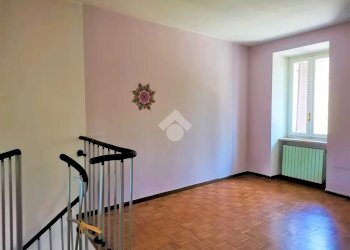 Semi-detached house Frazione Mombello, Valle San Nicolao - photo 17
