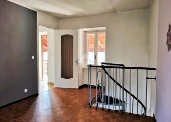 Semi-detached house Frazione Mombello, Valle San Nicolao - photo 18