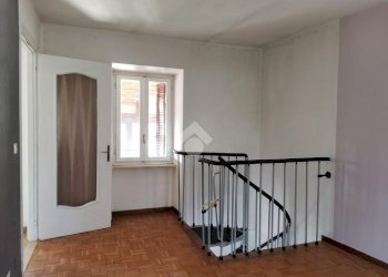 Semi-detached house Frazione Mombello, Valle San Nicolao - photo 23