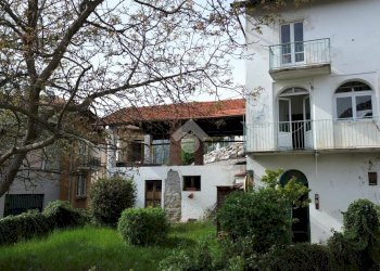 Casa semi indipendente Frazione simone, Valdilana - foto 1