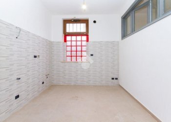 Three-room apartment Via Repubblica, Torre Pellice - photo 5