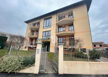 Appartamento Via della Madonna, Grignasco - foto 1