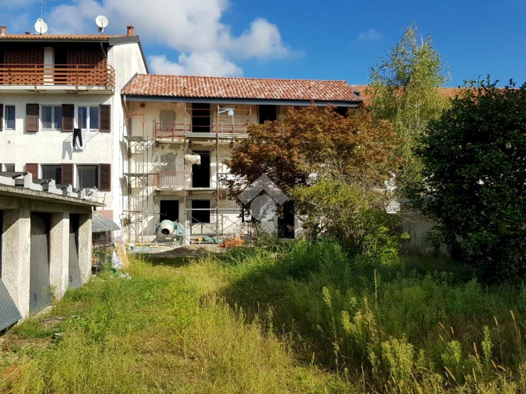 Independent house Via Vittoria, Agrate Conturbia - photo 1