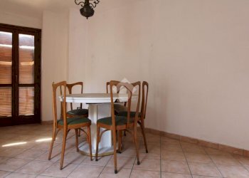 Casa semi indipendente via parrocchia, Varallo Pombia - foto 2