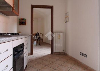 Casa semi indipendente via parrocchia, Varallo Pombia - foto 5