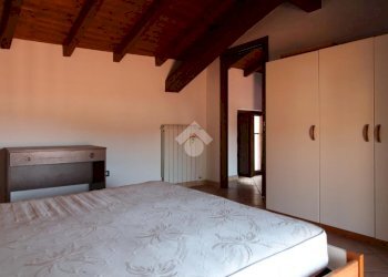 Casa semi indipendente via parrocchia, Varallo Pombia - foto 8