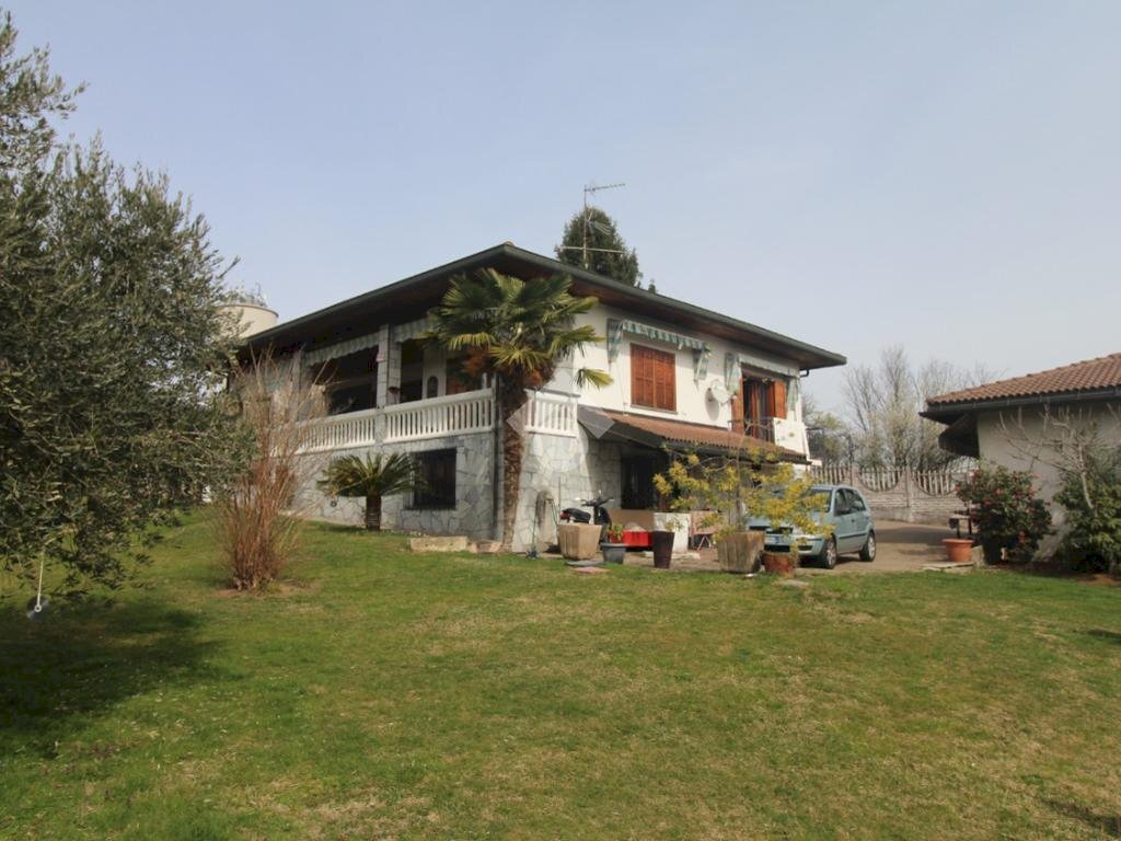 Villa via campo militare, Borgo Ticino - photo 2