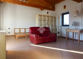 Attic via rocchetta, Divignano - photo 2