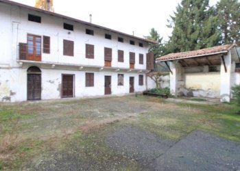 Rustico via isnardi, Bianzè - foto 1