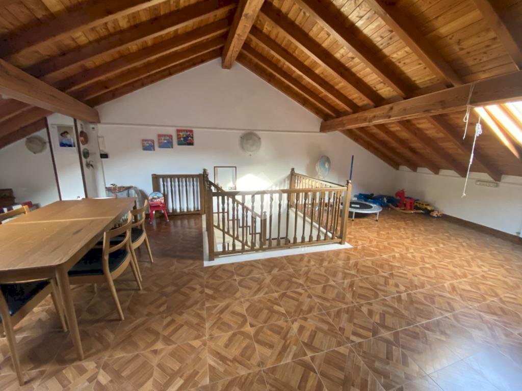 Appartamento Via roma, Montoggio - foto 1