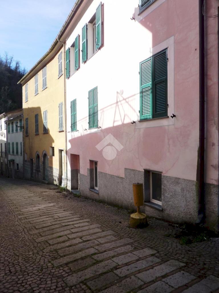 Quadrilocale Via Matteo Pozzo, Mezzanego - foto 2