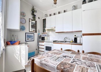 Three-room apartment Via Privata Tetti Rossi, Alassio - photo 10