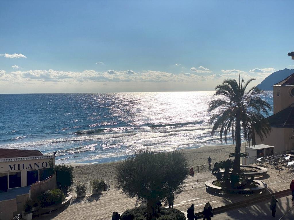 Trilocale Piazza Paccini, Alassio - foto 1