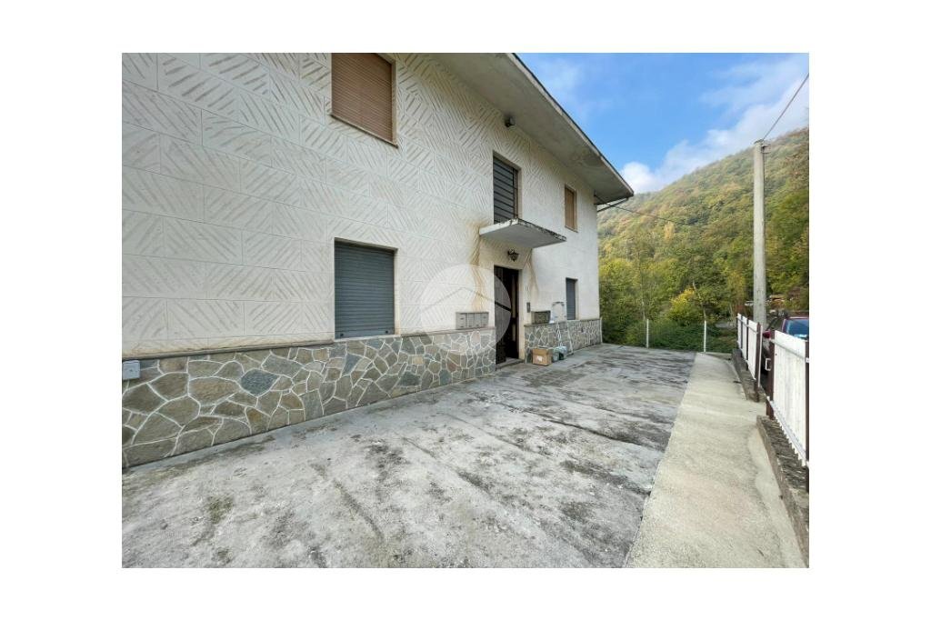 Three-room apartment Borgata Chiappero, Valgioie - floor plans 1