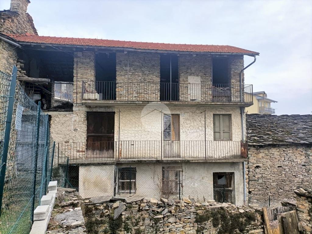 Rustic Via delle scuole, Monastero di Lanzo - photo 1