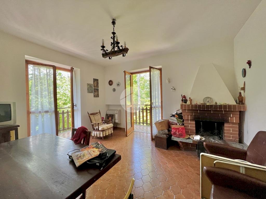 Three-room apartment Frazione Lusiana, Traves - photo 1