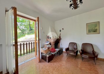 Three-room apartment Frazione Lusiana, Traves - photo 2