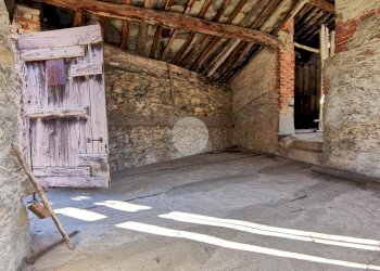 Independent house Via Fontana, Traves - photo 31