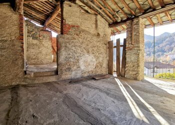 Independent house Via Fontana, Traves - photo 32