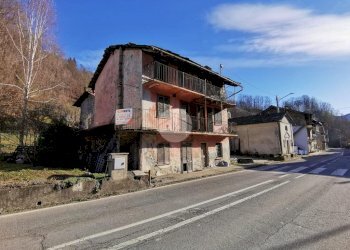 Independent house Frazione Grangia, Traves - photo 1