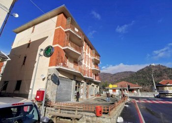 Trilocale Piazza caduti, Traves - foto 3