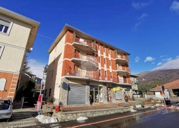 Trilocale Piazza caduti, Traves - foto 2