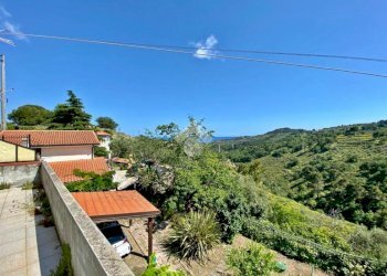 Two-room apartment Regione Avreghi, Cipressa - photo 7